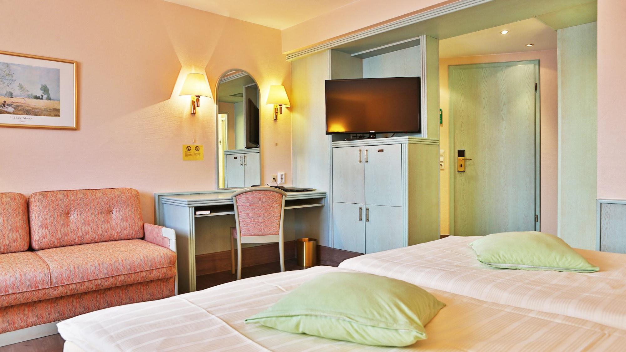 Hotel Zum Loewen Mörfelden-Walldorf Exteriör bild