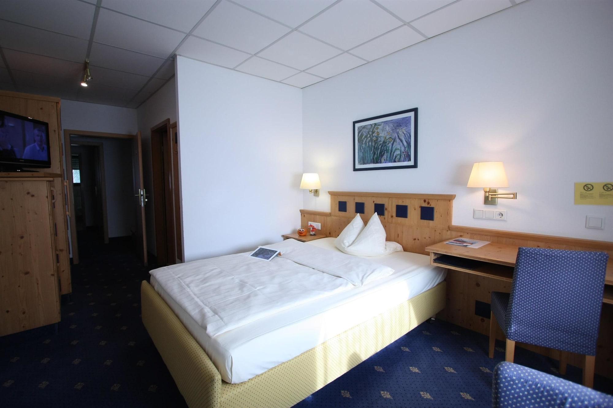 Hotel Zum Loewen Mörfelden-Walldorf Exteriör bild